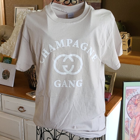 Champagne 🍾 Gang Graphic Tee -NEW - Picture 7 of 10